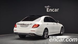 Mercedes-Benz E-Class E300 4MATIC AMG Line 2020 года из Южной Кореи