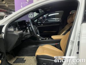 Kia K5 Signature 2021 года из Южной Кореи