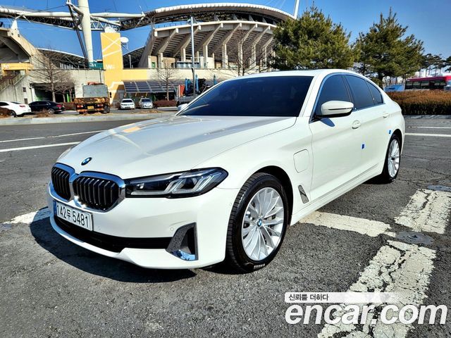 BMW 5-Series 530e Luxury 2021 года из Кореи