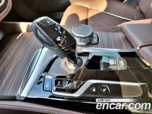 BMW 5-Series 530e Luxury 2021 года из Южной Кореи