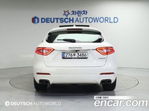 Maserati Levante 3.0 AWD GranLusso 2020 года из Южной Кореи
