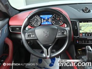 Maserati Levante 3.0 AWD GranLusso 2020 года из Южной Кореи