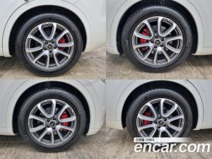 Maserati Levante 3.0 AWD GranLusso 2020 года из Южной Кореи