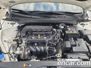 Hyundai AVANTE 1.6 2021 года из Южной Кореи