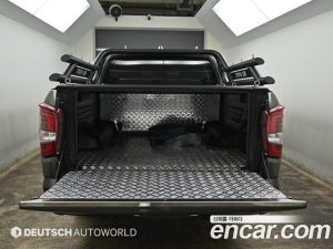 Ssangyong Rexton Дизель 2.2 4WD 2024 года из Южной Кореи