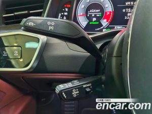Audi A6 45 TFSI 4WD Premium 2021 года из Южной Кореи