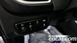 Kia Seltos Дизель 1.6 2WD 2021 года из Южной Кореи