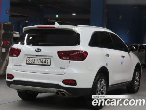 Kia Sorento Дизель 2.0 2WD 2020 года из Южной Кореи