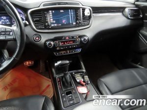 Kia Sorento Дизель 2.0 2WD 2020 года из Южной Кореи