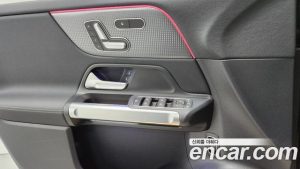 Mercedes-Benz EQB EQB300 4MATIC AMG LINE 2023 года из Южной Кореи