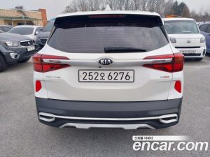 Kia Seltos Бензин 1.6 Turbo 2WD 2020 года из Южной Кореи