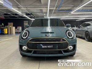 Mini Clubman Untold Edition 2024 года из Южной Кореи