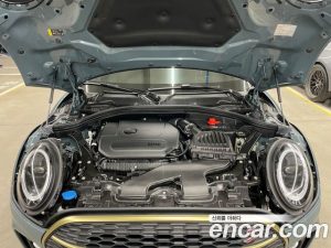 Mini Clubman Untold Edition 2024 года из Южной Кореи