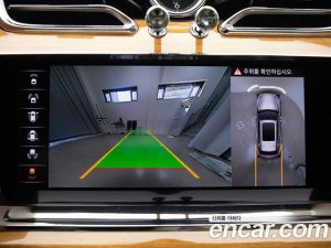 Bentley Bentayga 4.0 V8 Azure 2023 года из Южной Кореи