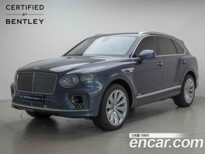Bentley Bentayga 4.0 V8 Azure 2023 года из Южной Кореи