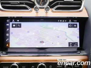 Bentley Bentayga 4.0 V8 Azure 2023 года из Южной Кореи