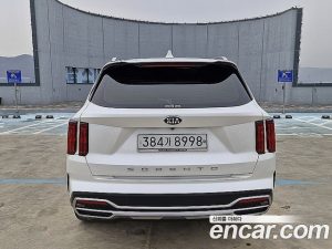 Kia Sorento Дизель 2.2 2WD 2021 года из Южной Кореи