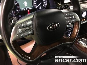 Kia K9 3.8 GDI AWD 2021 года из Южной Кореи