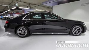 Mercedes-Benz S-Class S400 d 4MATIC 2023 года из Южной Кореи