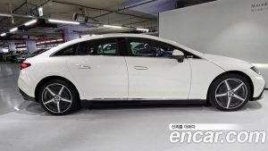 Mercedes-Benz EQE EQE350 4MATIC 2023 года из Южной Кореи