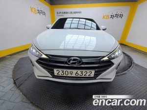 Hyundai AVANTE 1.6 2020 года из Южной Кореи