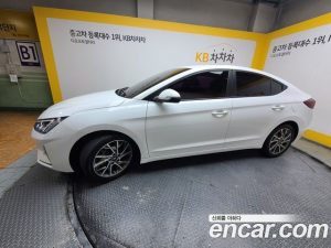 Hyundai AVANTE 1.6 2020 года из Южной Кореи