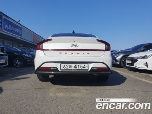 Hyundai Sonata 2.0 2020 года из Южной Кореи