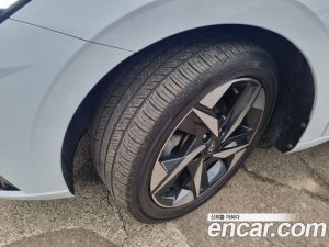 Hyundai AVANTE 1.6 2021 года из Южной Кореи