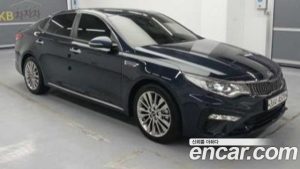 Kia K5 1.7 Дизель 2020 года из Южной Кореи