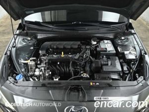 Hyundai AVANTE 1.6 2021 года из Южной Кореи
