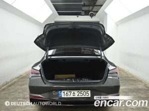Hyundai AVANTE 1.6 2021 года из Южной Кореи