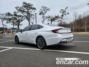 Hyundai Sonata 2.0 2020 года из Южной Кореи