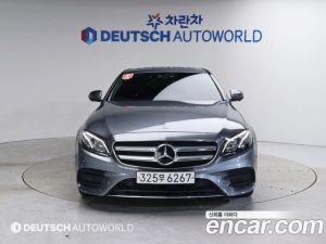 Mercedes-Benz E-Class E300 4MATIC AMG Line 2020 года из Южной Кореи