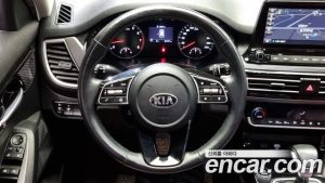 Kia Seltos Бензин 1.6 Turbo 2WD 2020 года из Южной Кореи