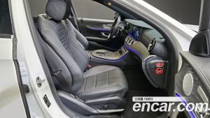 Mercedes-Benz E-Class E350 4MATIC AMG Line 2021 года из Южной Кореи