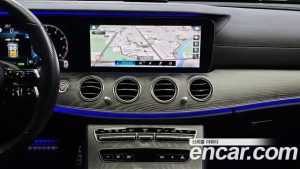 Mercedes-Benz E-Class E350 4MATIC AMG Line 2021 года из Южной Кореи