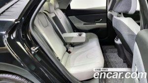 Hyundai AVANTE 1.6 2021 года из Южной Кореи