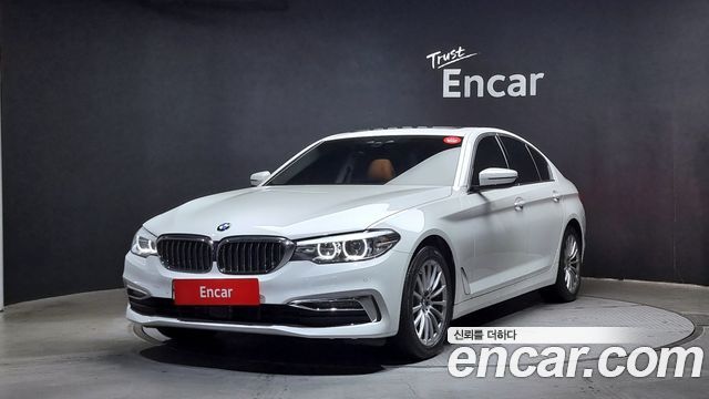 BMW 5-Series 520i Luxury 2020 года из Кореи