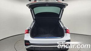Audi Q3 35 TDI Premium Sportback 2020 года из Южной Кореи