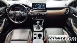 Kia Seltos Бензин 1.6 Turbo 2WD 2020 года из Южной Кореи