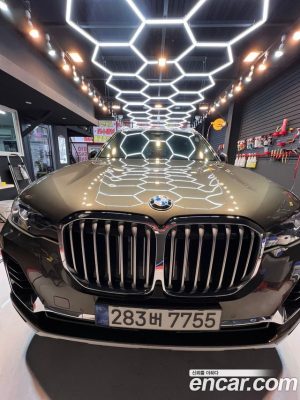 BMW X7 xDrive 40i Design Pure Excellence 7-Seater 2021 года из Южной Кореи