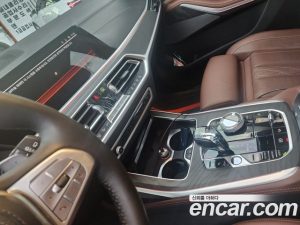 BMW X7 xDrive 40i Design Pure Excellence 7-Seater 2021 года из Южной Кореи