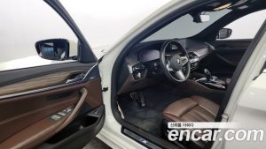 BMW 5-Series 530i M Sport Plus 2020 года из Южной Кореи