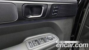 Hyundai Santafe Бензин 2.5T 2WD 2024 года из Южной Кореи
