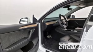 Tesla Model Y RWD 2023 года из Южной Кореи