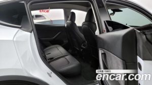 Tesla Model Y RWD 2023 года из Южной Кореи