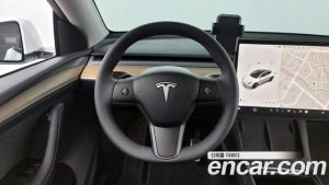 Tesla Model Y RWD 2023 года из Южной Кореи