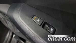 Kia Seltos Бензин 1.6 Turbo 2WD 2021 года из Южной Кореи