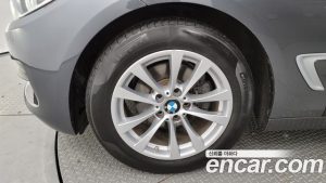 BMW Gran Turismo GT 320d xDrive 2020 года из Южной Кореи