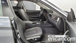 BMW Gran Turismo GT 320d xDrive 2020 года из Южной Кореи